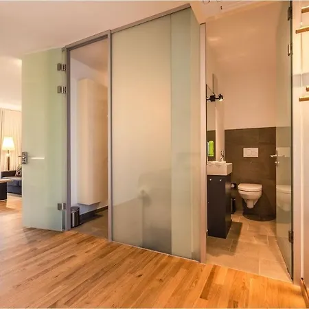80 Sqm *
